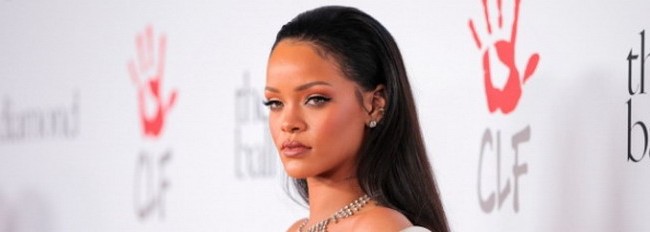 Rihanna’dan 3 bin dolar bağış