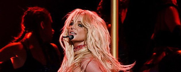 Britney Spears Sahne Şovuyla İzleyenleri Büyüledi