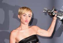Miley Cyrus’in Ödülü Satışa Çıkarıldı