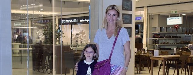 Pınar Altuğ ve kızının alışveriş turu!