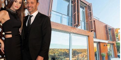 Mustafa Sandal 650 m2’lik villasını satıyor!